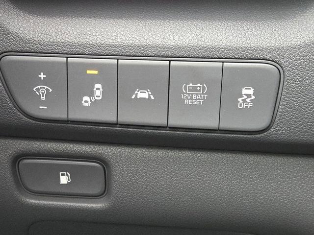 Used 2020 Kia Niro LXS image 9