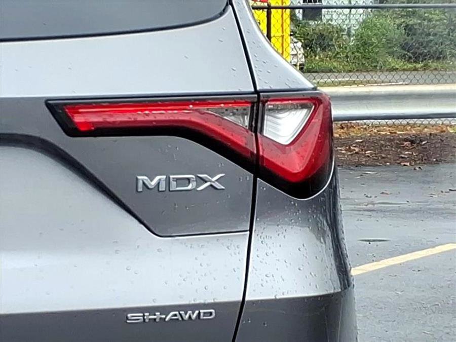 Used 2022 Acura MDX SH-AWD image 13