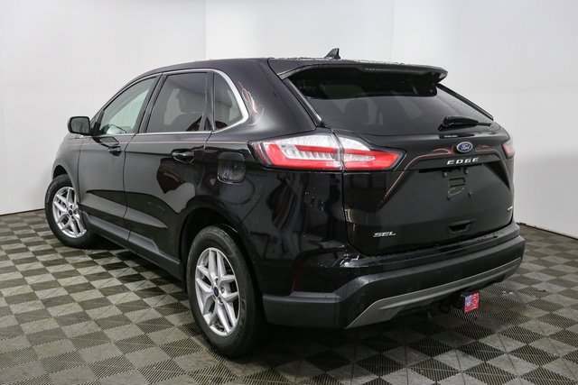 Used 2022 Ford Edge SEL w/ Convenience Package image 7