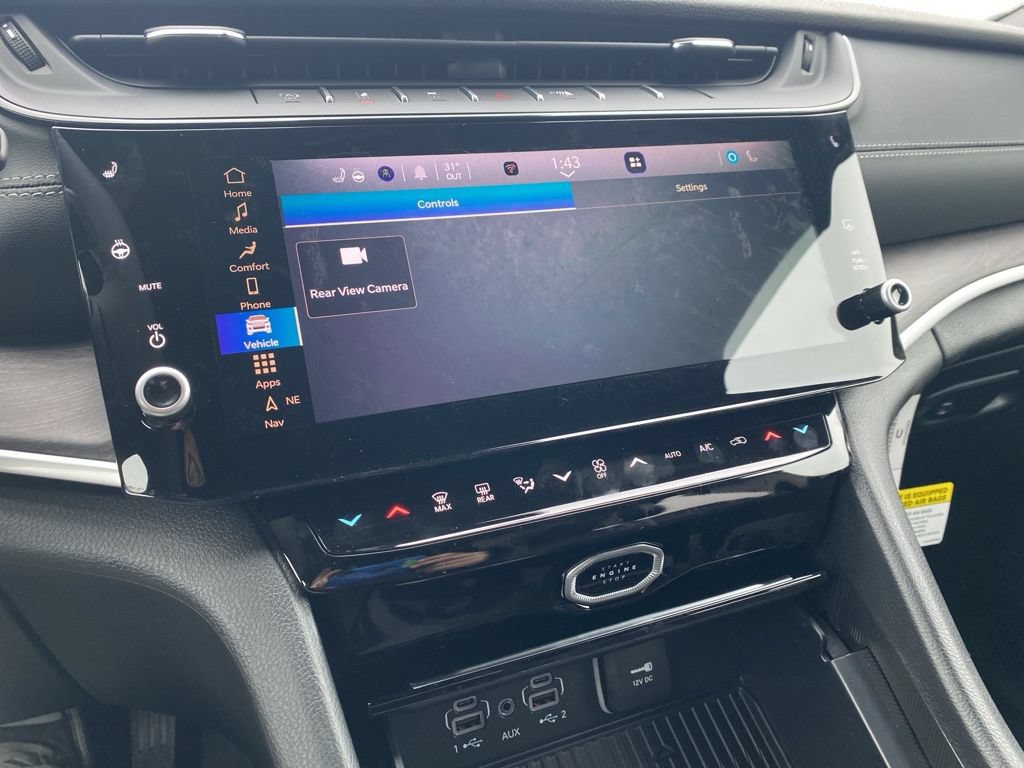 New 2026 Jeep Grand Cherokee Altitude AWD/4WD image 31
