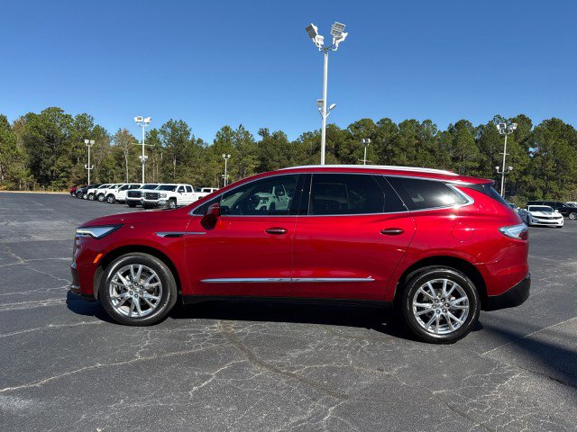 Used 2023 Buick Enclave Essence w/ Experience Buick Package image 6