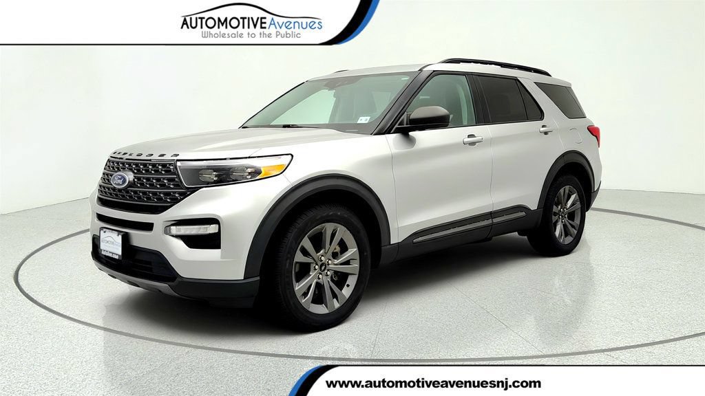Used 2021 Ford Explorer XLT w/ Equipment Group 202A