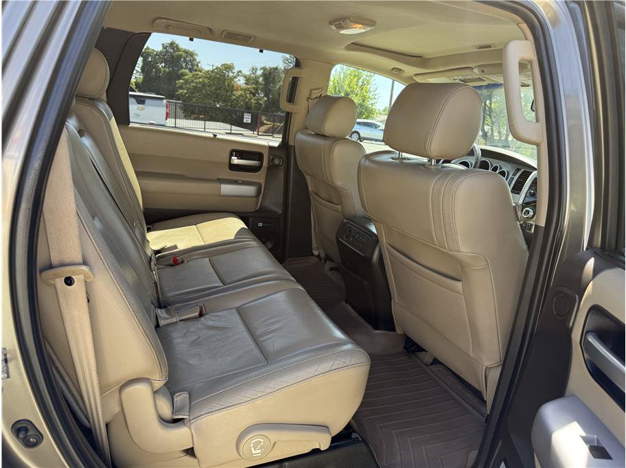 Used 2008 Toyota Sequoia Limited RWD image 17