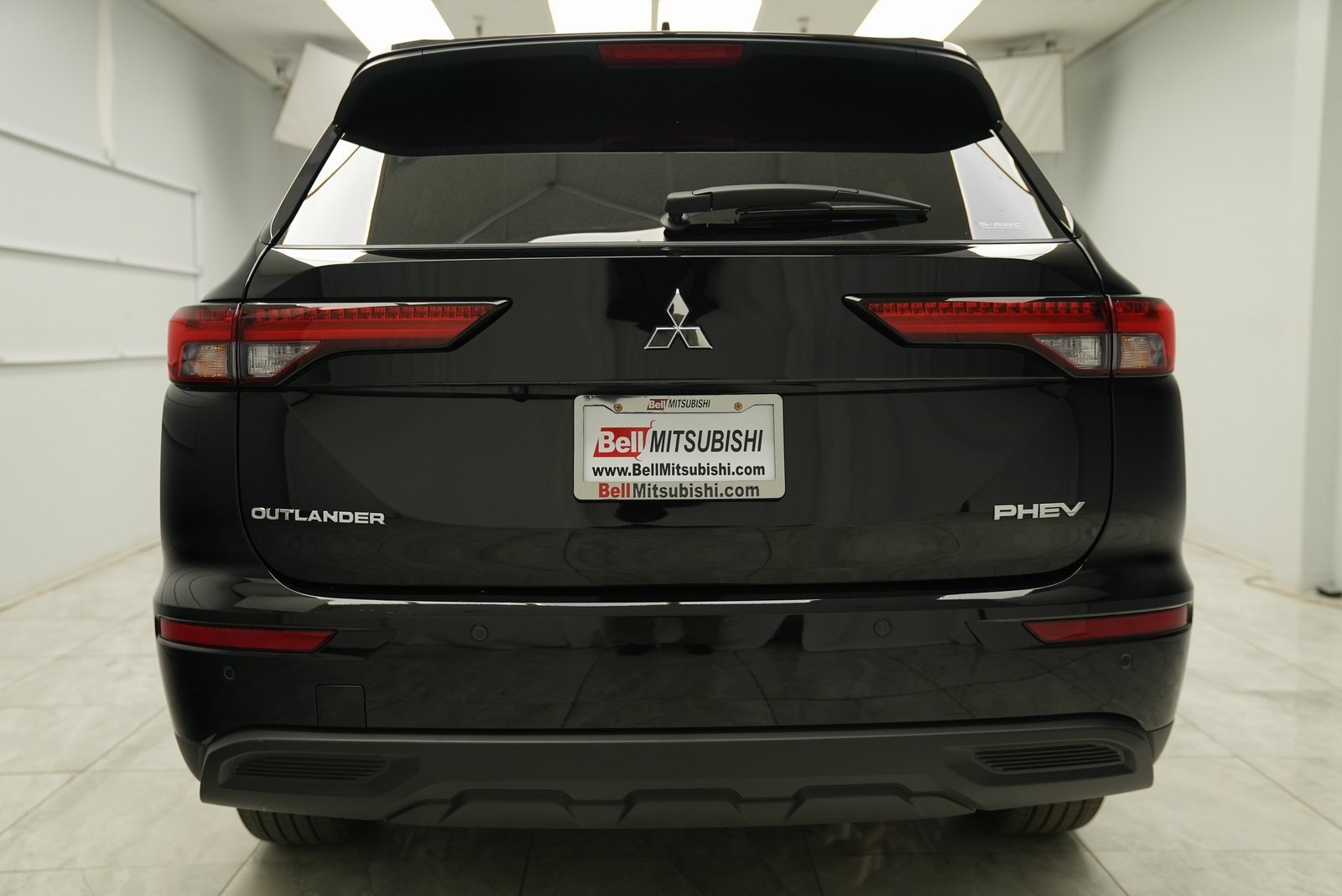 Used 2025 Mitsubishi Outlander ES image 6