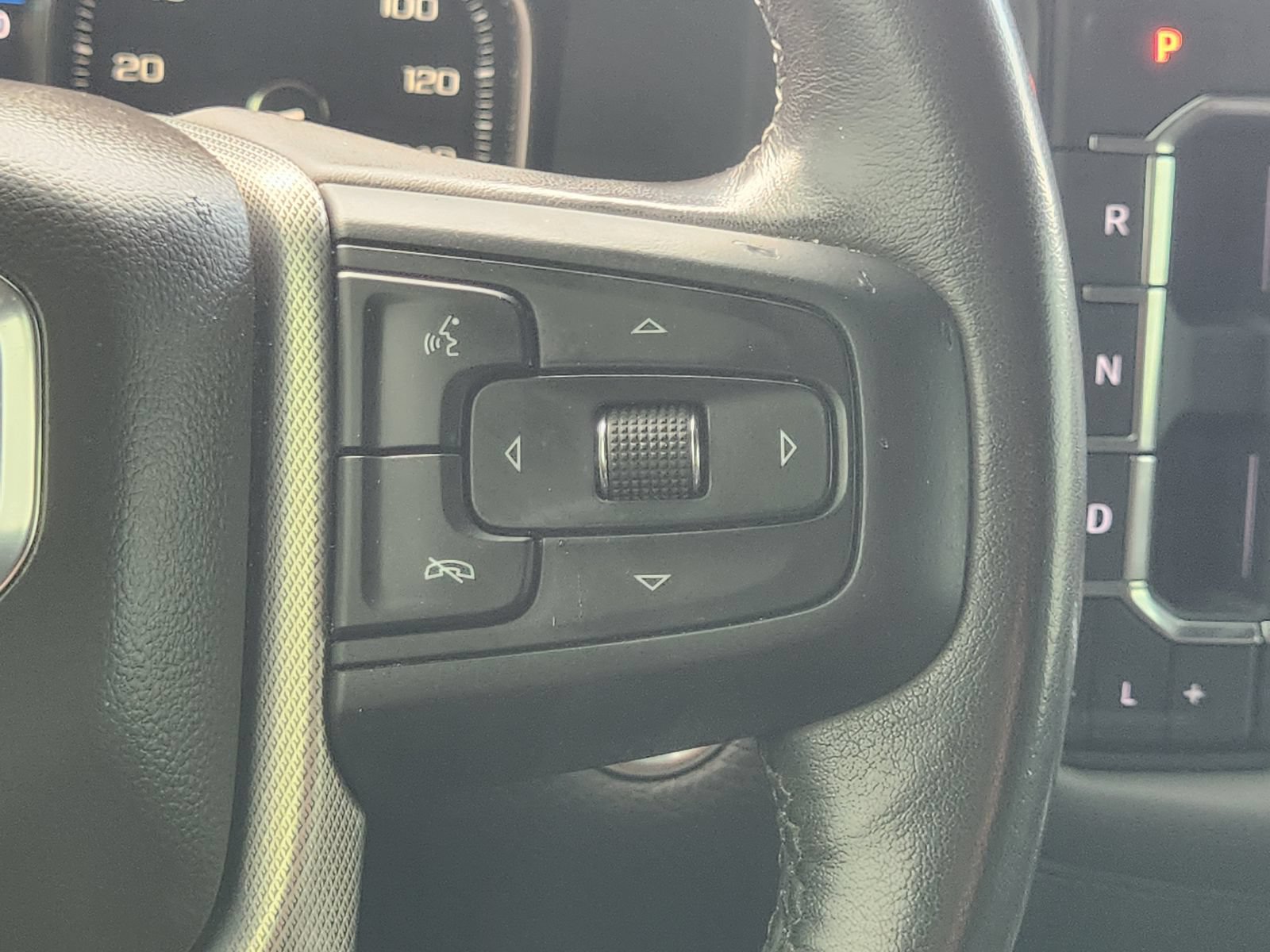 Used 2021 GMC Yukon Denali w/ Advanced Technology Package AWD/4WD image 30