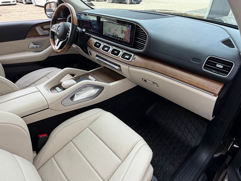 Used 2022 Mercedes-Benz GLS 450 4MATIC w/ Warmth & Comfort Package image 31