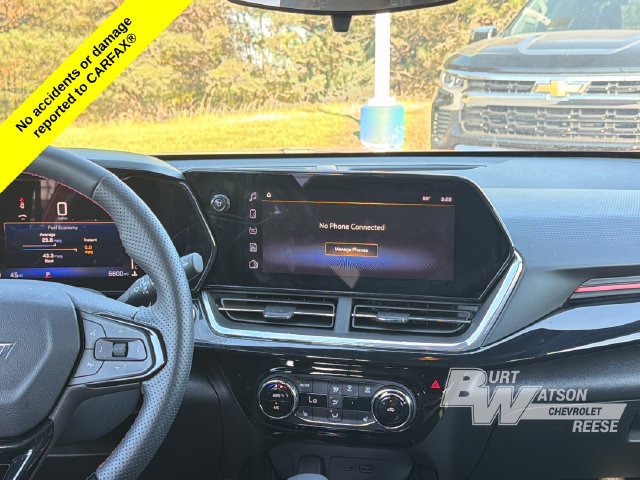Used 2024 Chevrolet Trax RS w/ Sunroof Package FWD image 20
