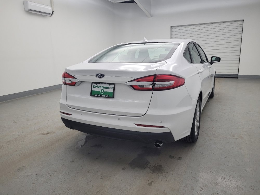 Used 2020 Ford Fusion SE image 7