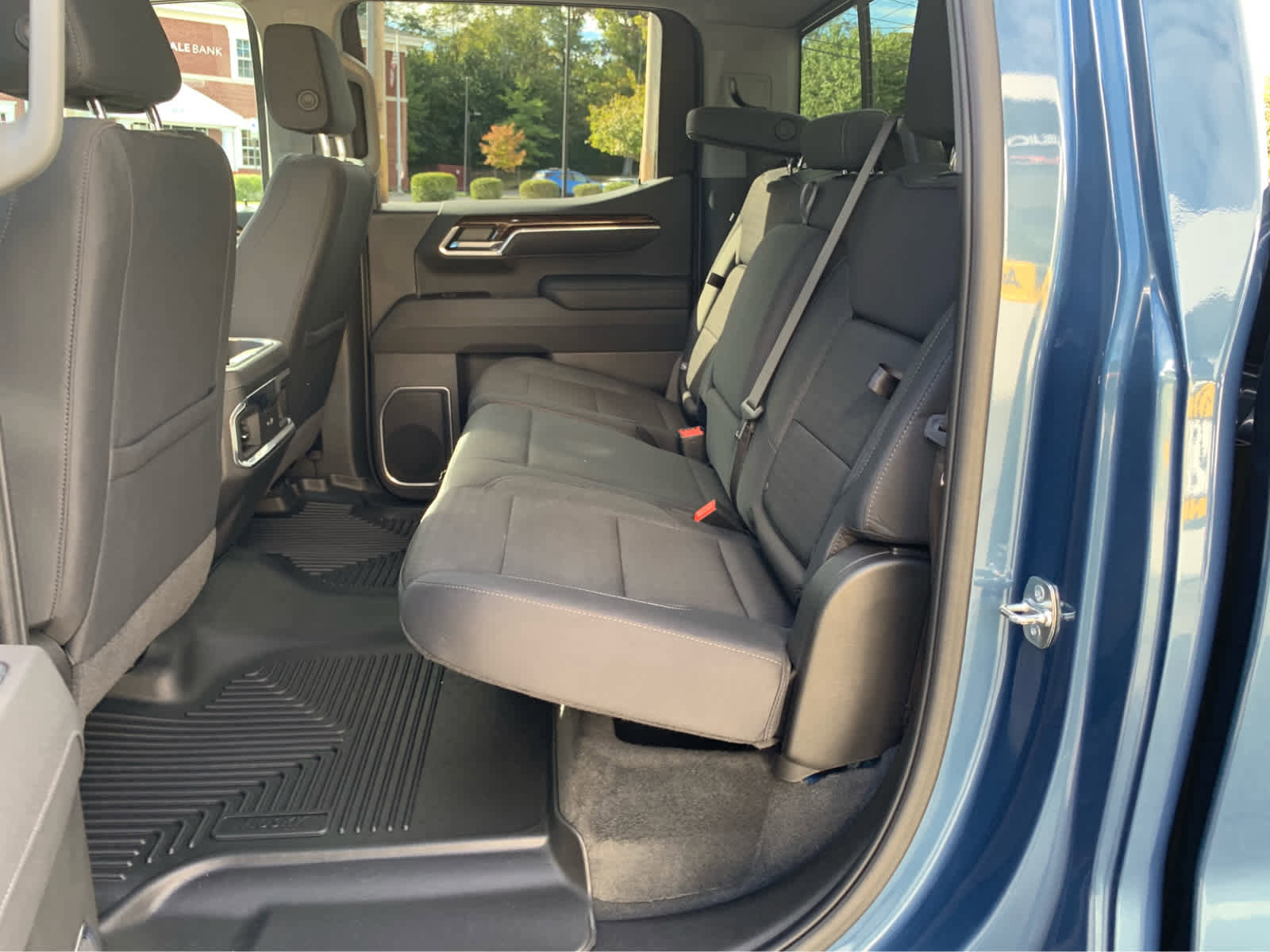 Used 2025 GMC Sierra 1500 Elevation w/ Preferred Package image 24