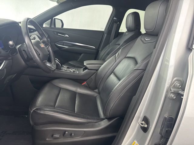 Used 2021 Cadillac XT4 Luxury w/ Driver Awareness Package image 26