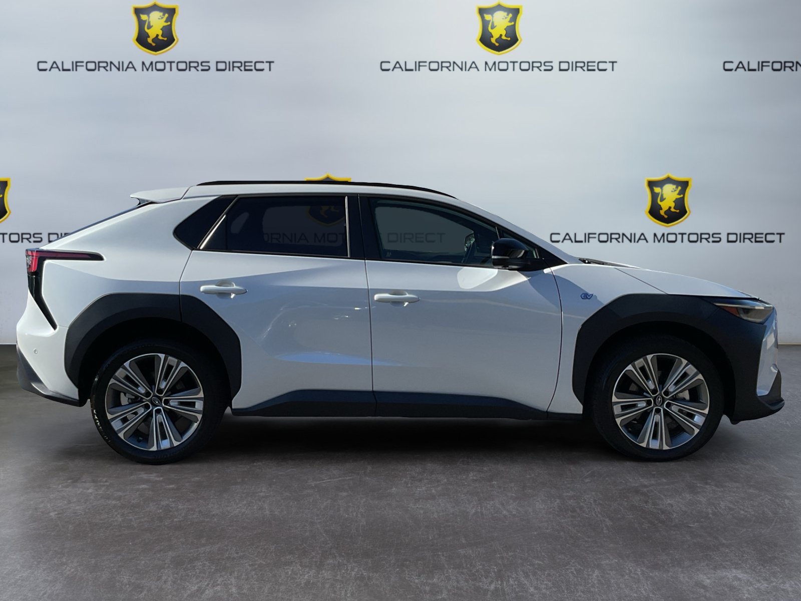 Used 2023 Subaru Solterra AWD image 4