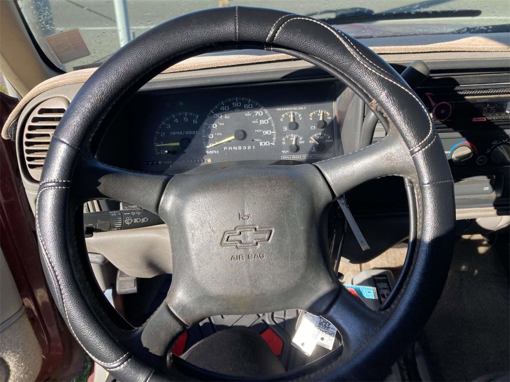 Used 1998 Chevrolet Silverado 1500 Base w/ Preferred Equipment Group 2 image 25