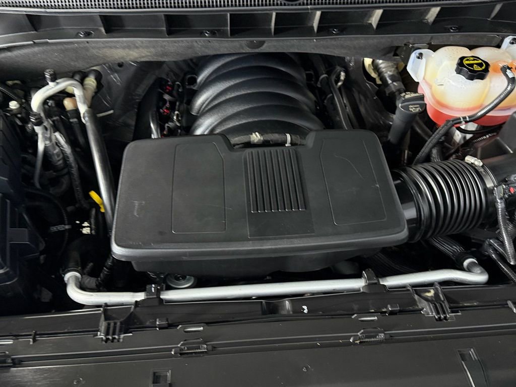 Used 2025 Chevrolet Tahoe LT image 31