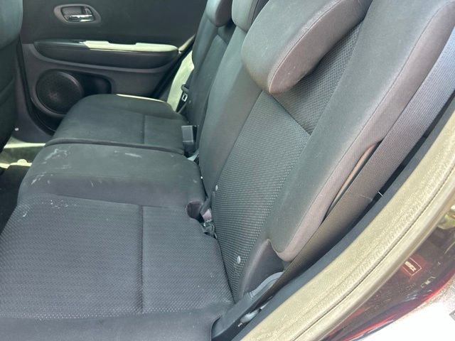 Used 2016 Honda HR-V LX image 9