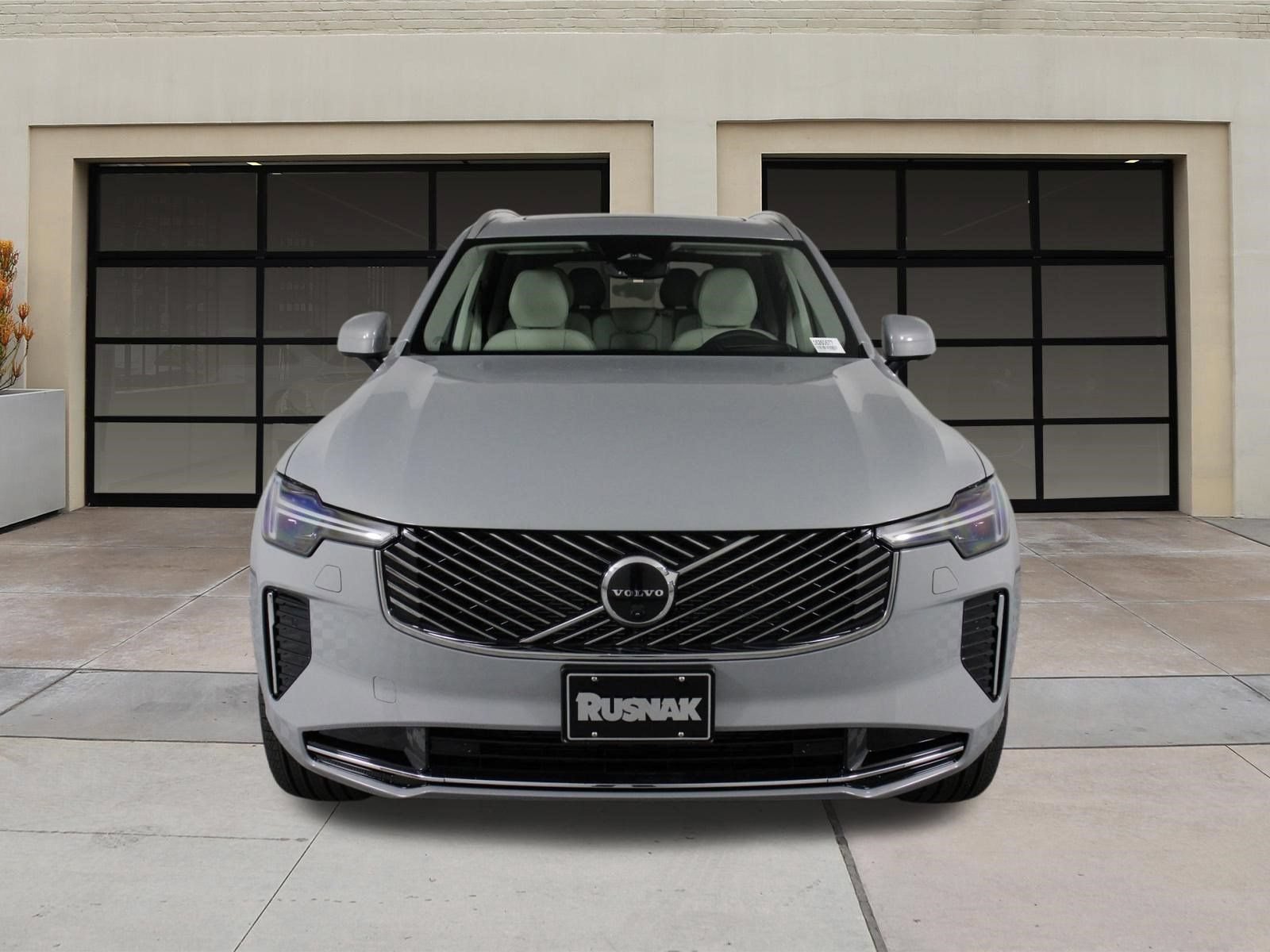 New 2026 Volvo XC90 B6 Ultra w/ Protection Package AWD/4WD image 2