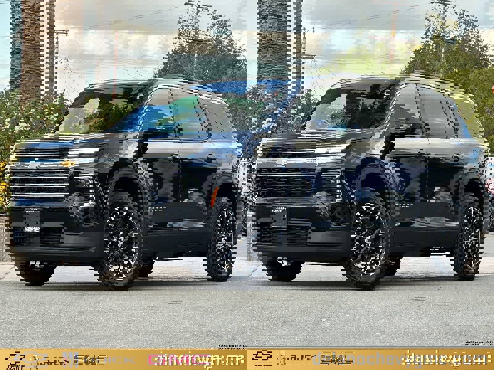 New 2026 Chevrolet Traverse LT w/ Sun and Wheel Package