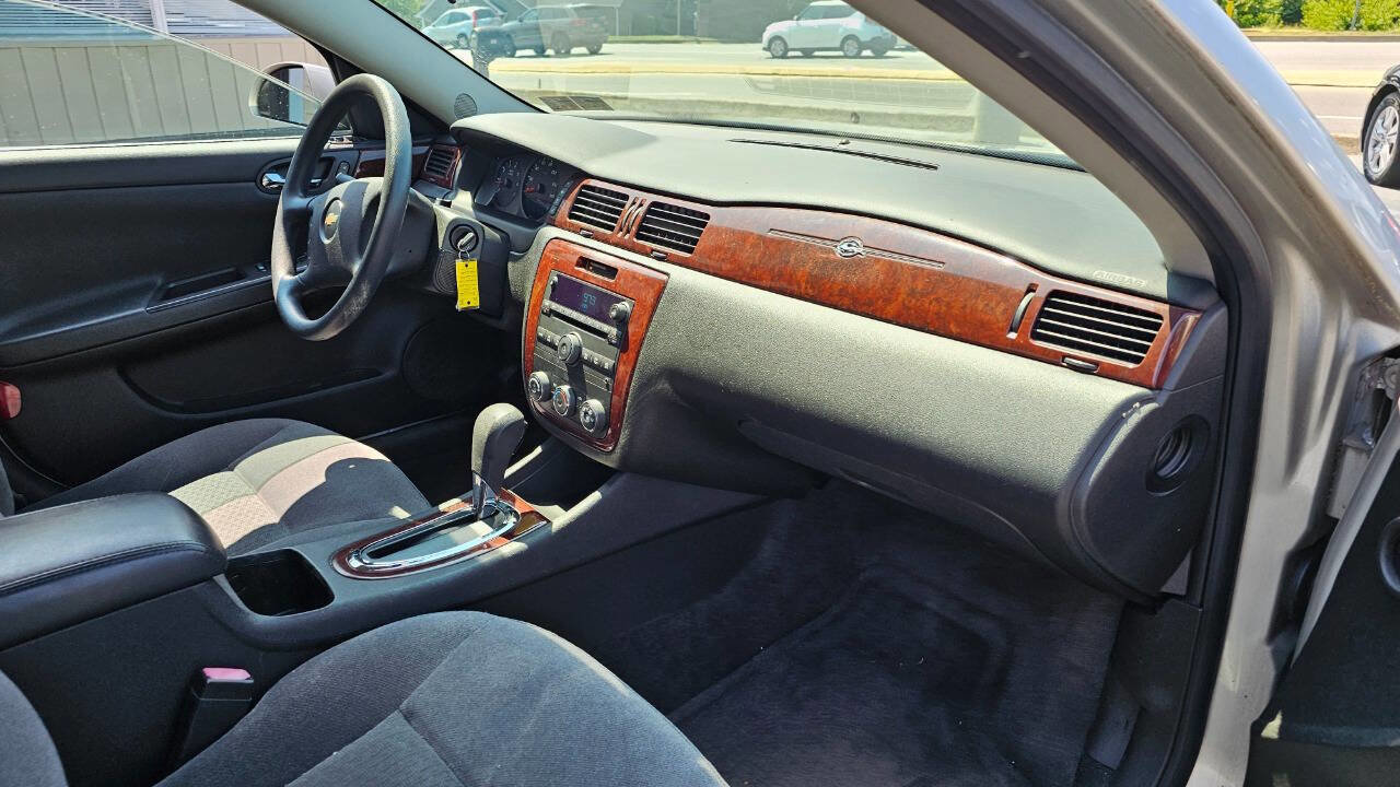 Used 2007 Chevrolet Impala LS image 24