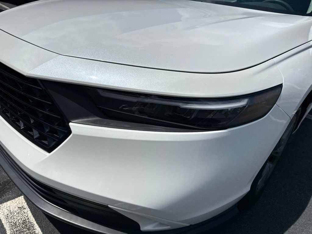 Certified 2023 Honda Accord EX image 9