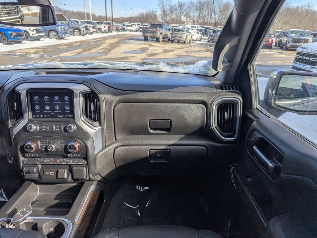 Used 2022 GMC Sierra 1500 SLT w/ SLT Premium Package image 4
