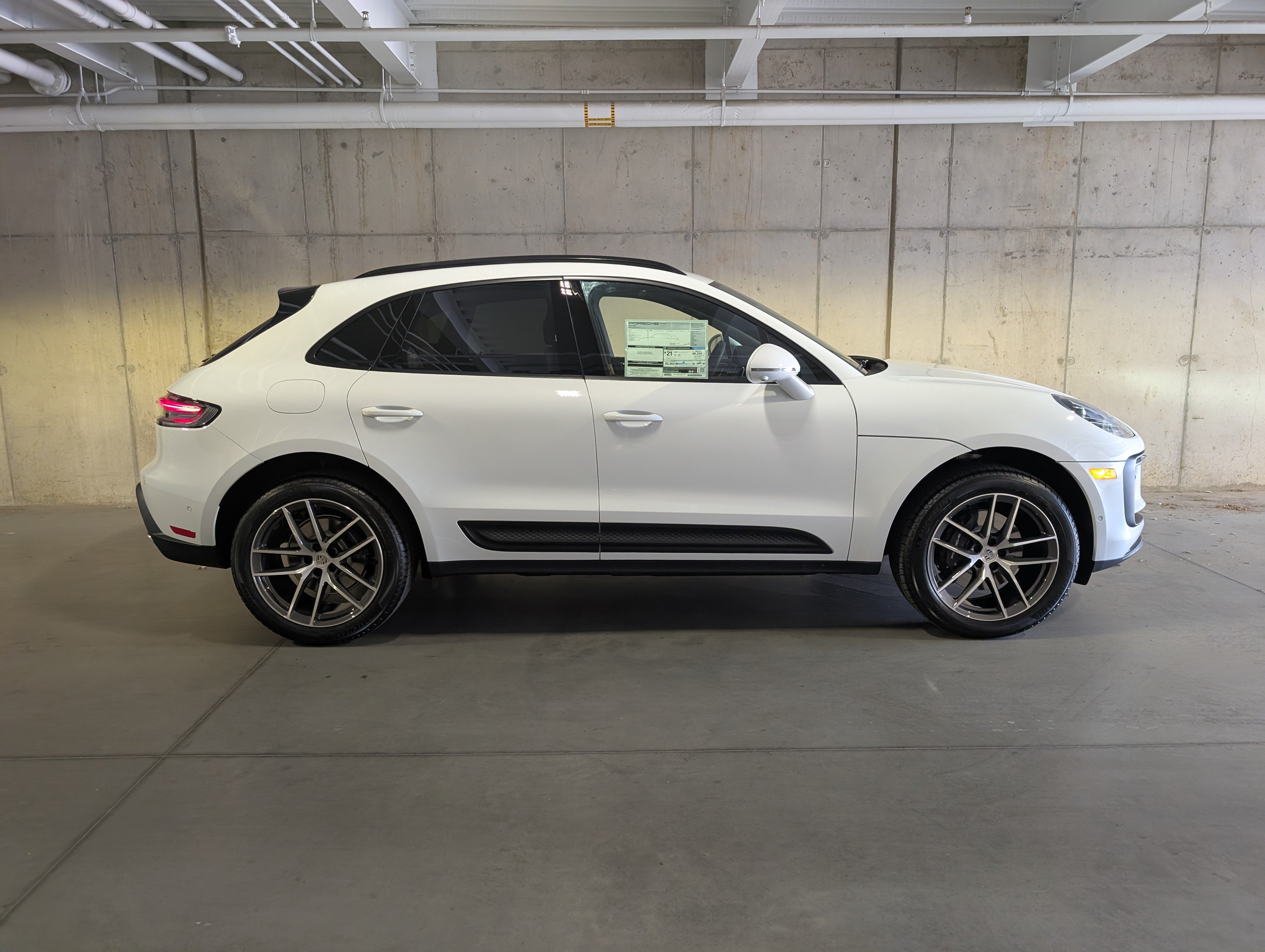 New 2026 Porsche Macan AWD/4WD image 10