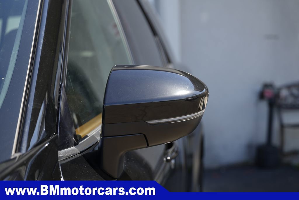 Used 2022 Nissan Pathfinder Platinum w/ Cargo Package AWD/4WD image 13