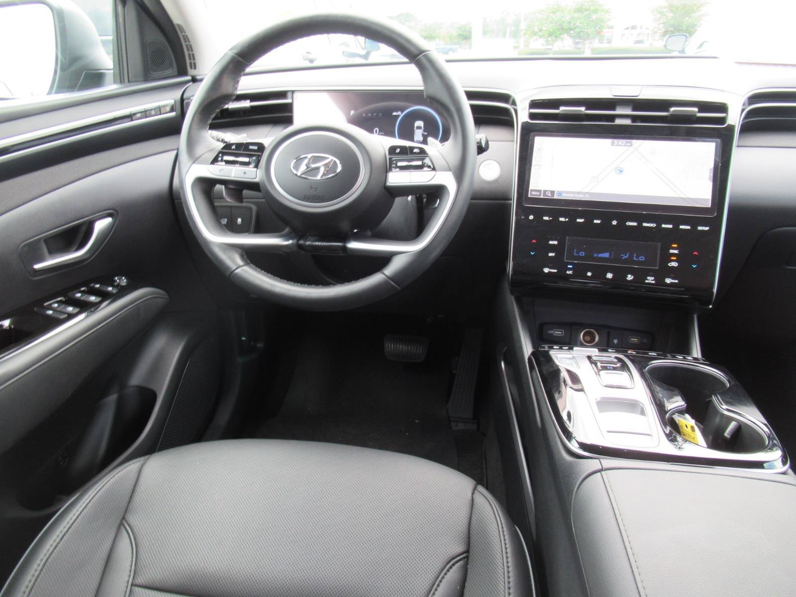 Used 2024 Hyundai Tucson Limited FWD image 13