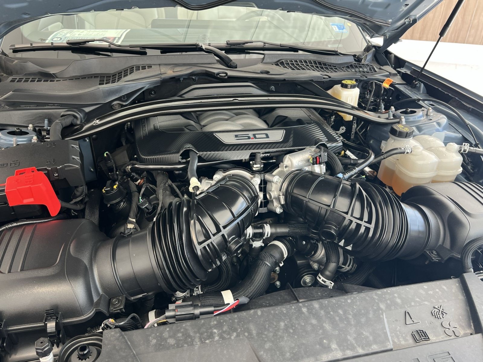 Used 2025 Ford Mustang GT Premium RWD image 27