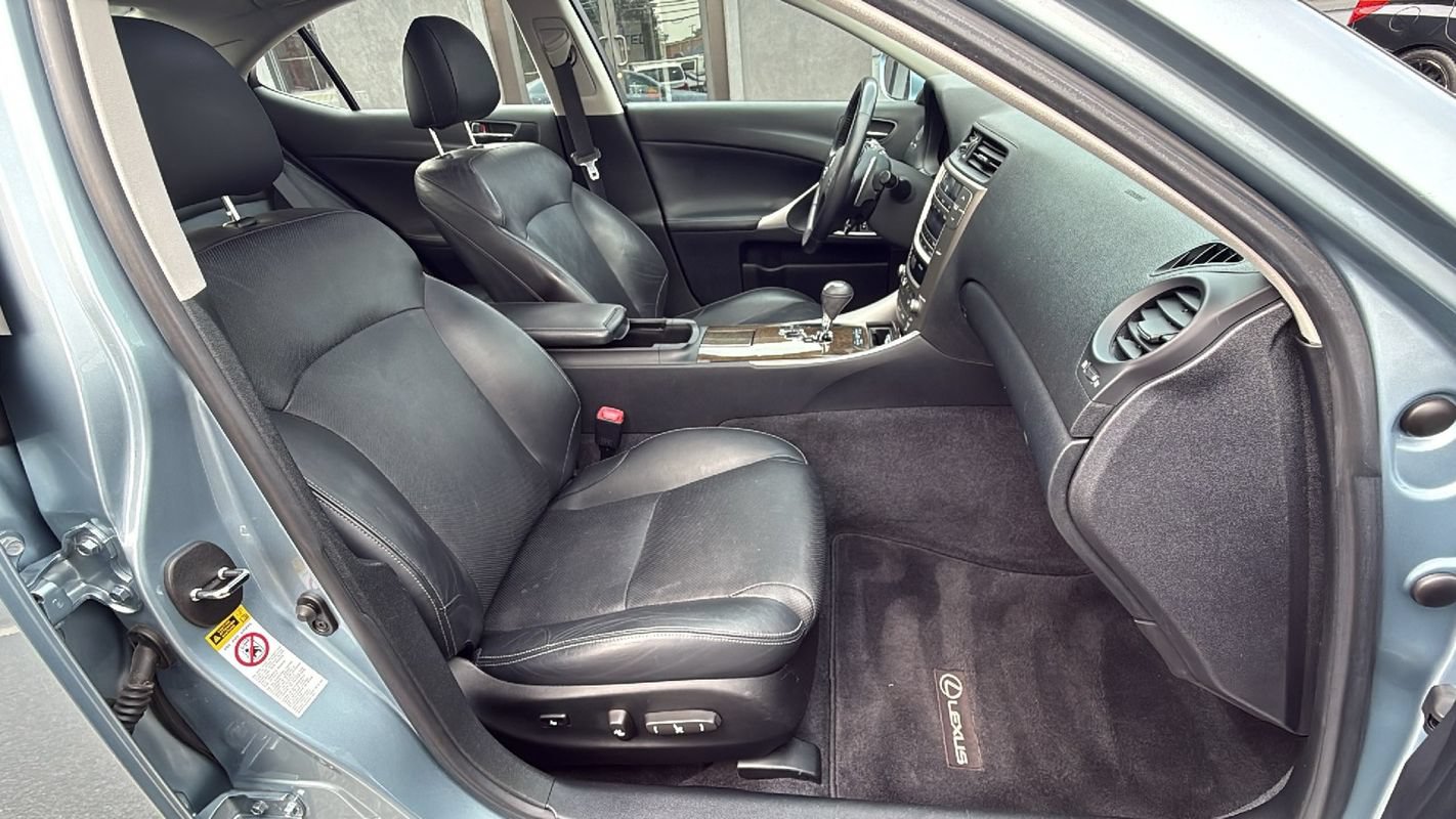 Used 2009 Lexus IS 250 AWD image 18