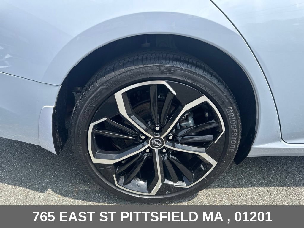 Used 2023 Nissan Altima 2.5 SR AWD/4WD image 28