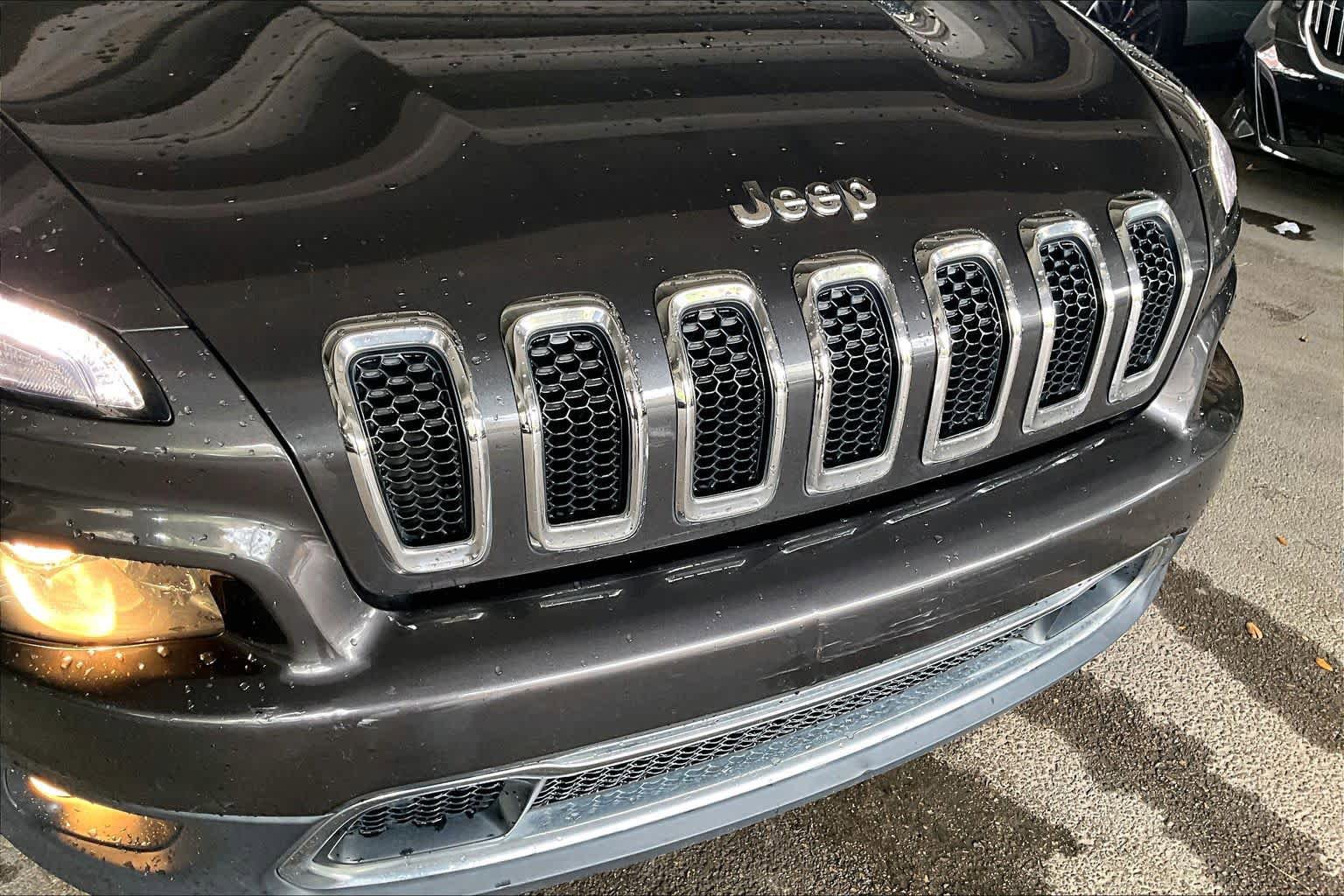 Used 2016 Jeep Cherokee Limited image 29