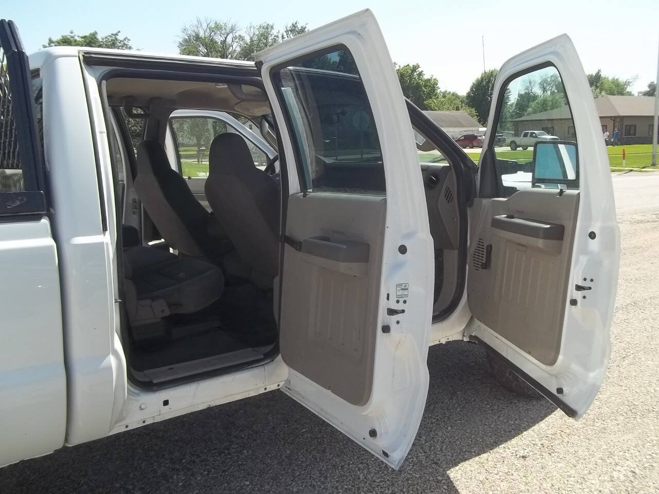 Used 2010 Ford F350 XL AWD/4WD image 14