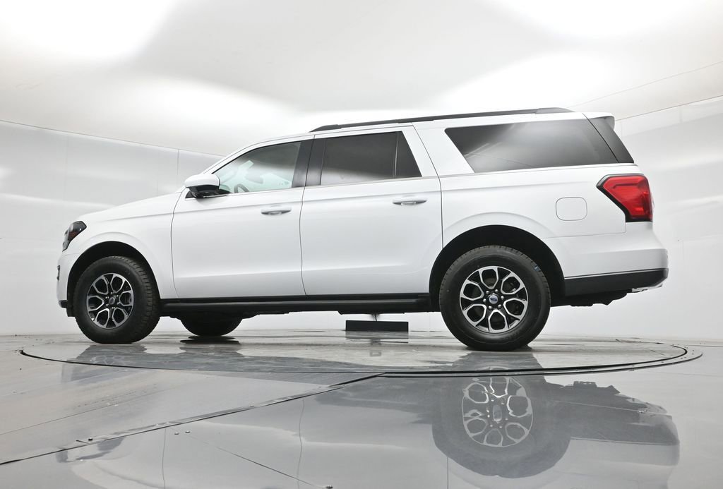 Used 2024 Ford Expedition Max XLT image 53