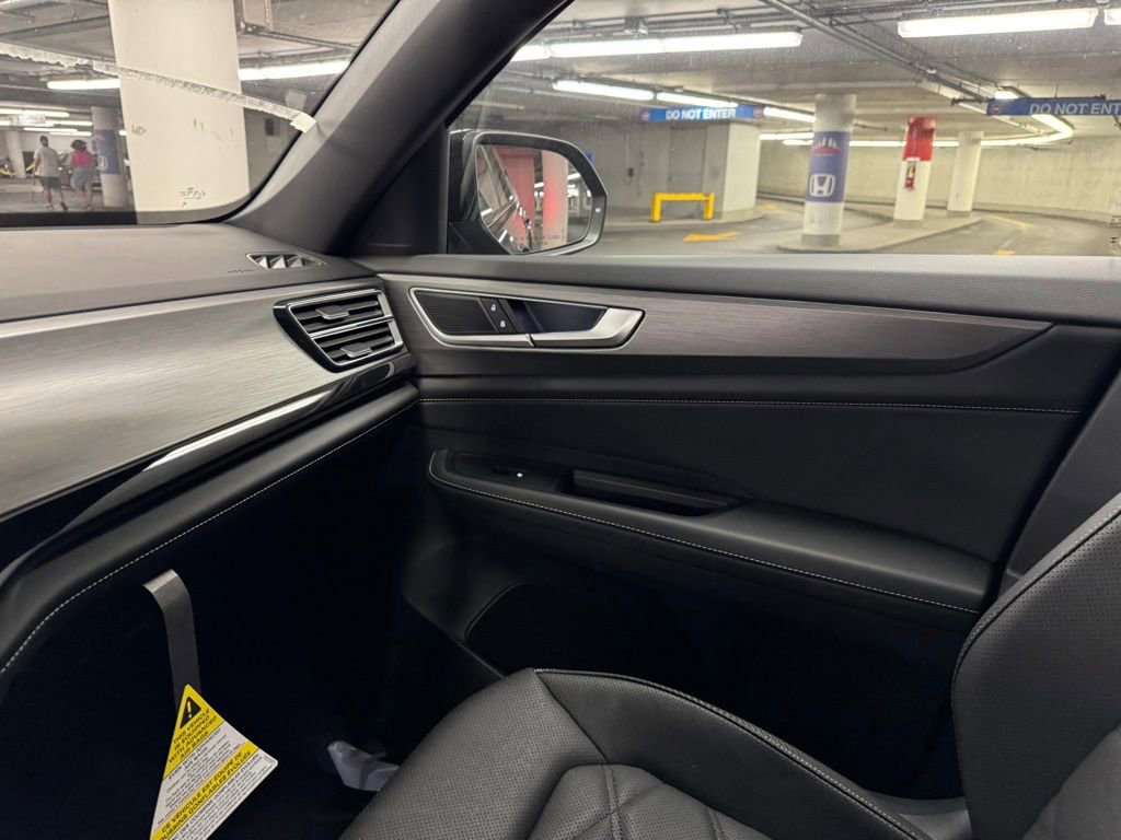 New 2026 Volkswagen Atlas Cross Sport SE image 29