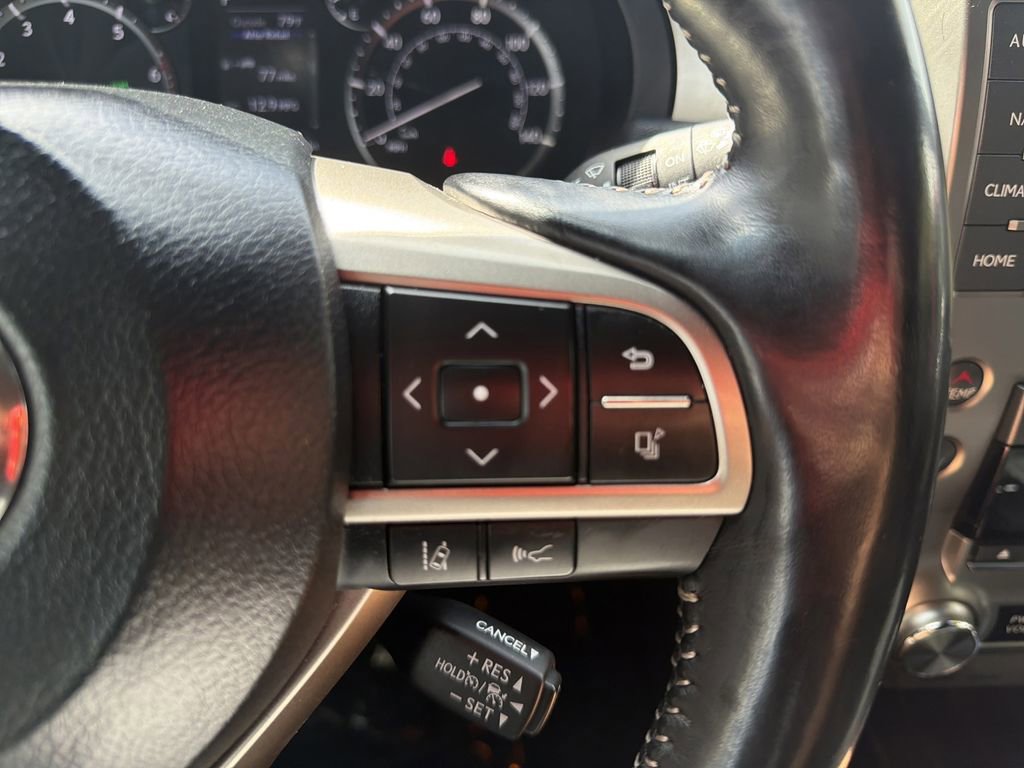 Used 2021 Lexus GX 460 Premium w/ Premium Package image 24