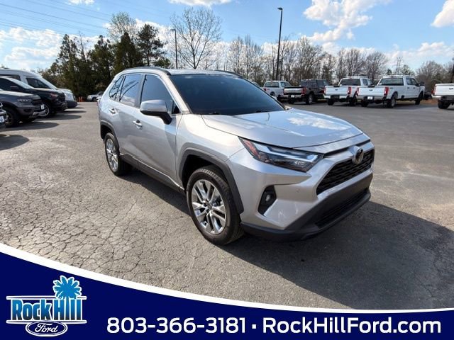 Used 2023 Toyota RAV4 XLE Premium image 1