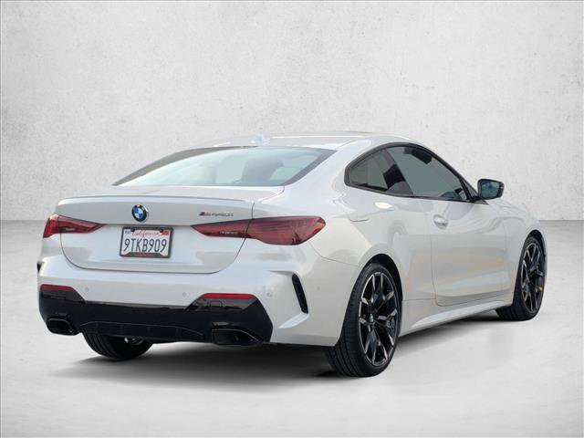 Used 2025 BMW M440i Coupe w/ Premium Package image 5