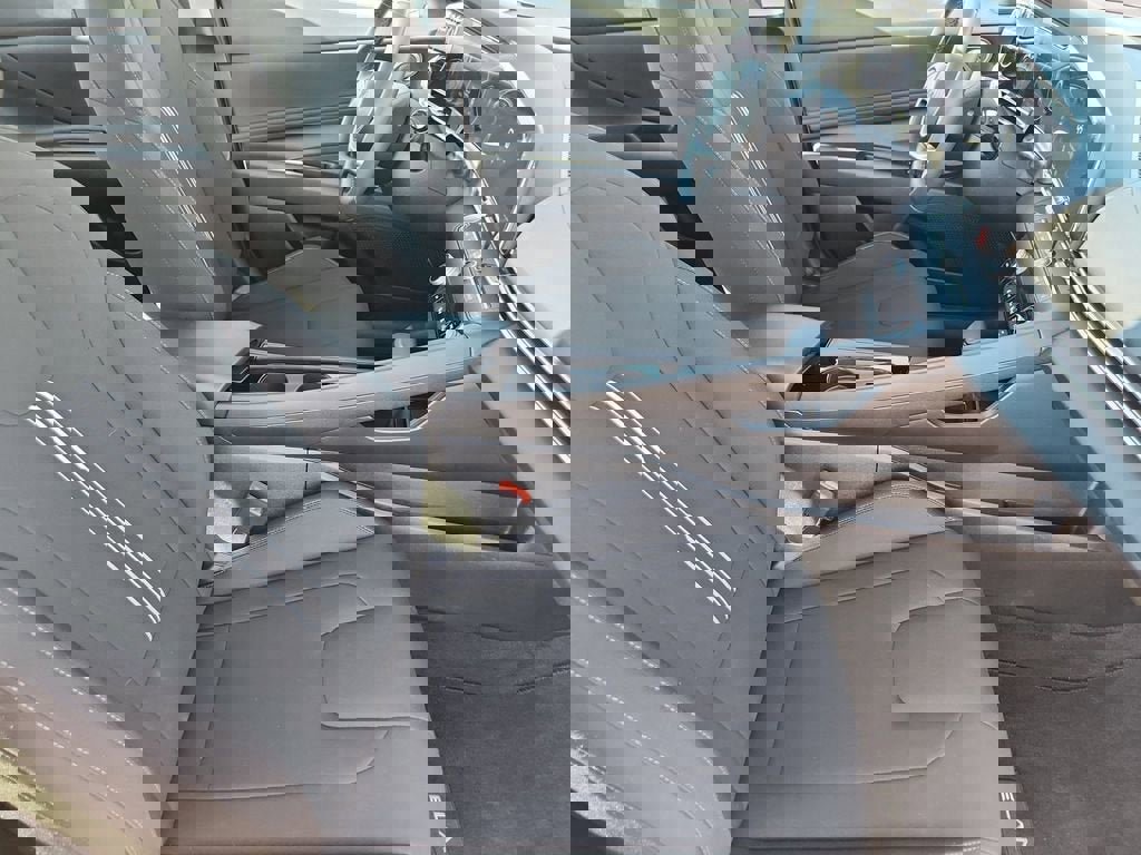 Used 2024 Hyundai Elantra SEL w/ Convenience Package image 15