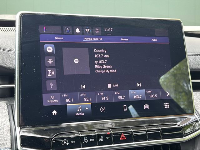 Certified 2024 Jeep Compass Sport image 30