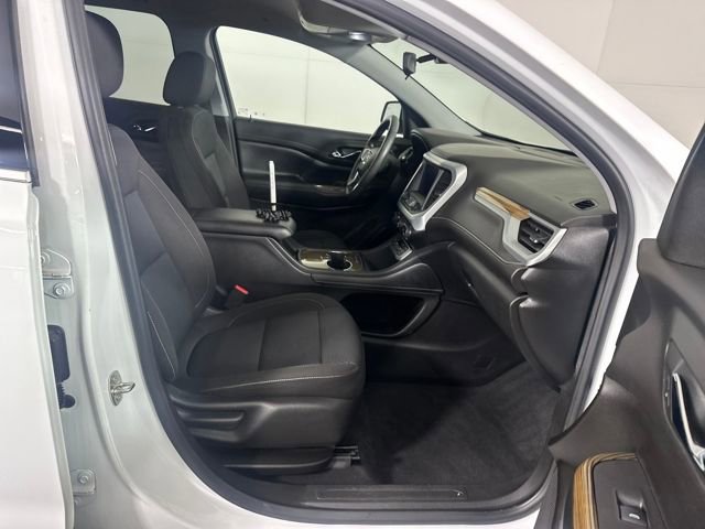 Used 2021 GMC Acadia SLE image 28