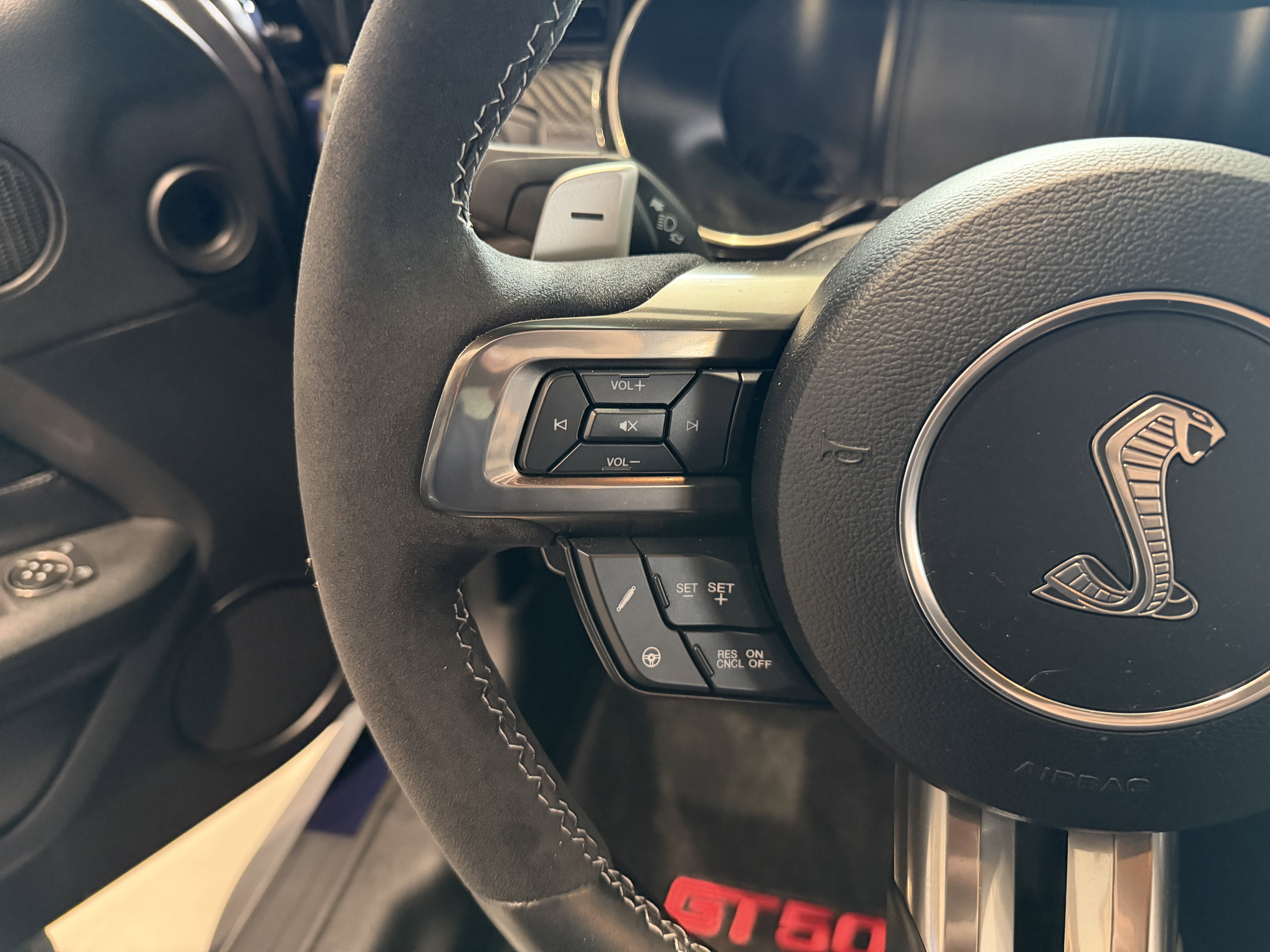 Used 2020 Ford Mustang Shelby GT500 w/ Carbon Fiber Track Pack image 6