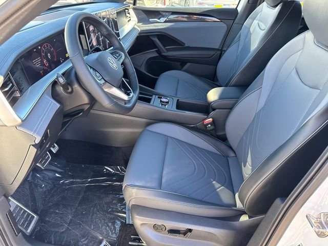 New 2026 Volkswagen Tiguan SE R-Line image 36