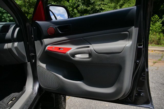 Used 2014 Toyota Tacoma PreRunner w/ SR5 Package RWD image 37
