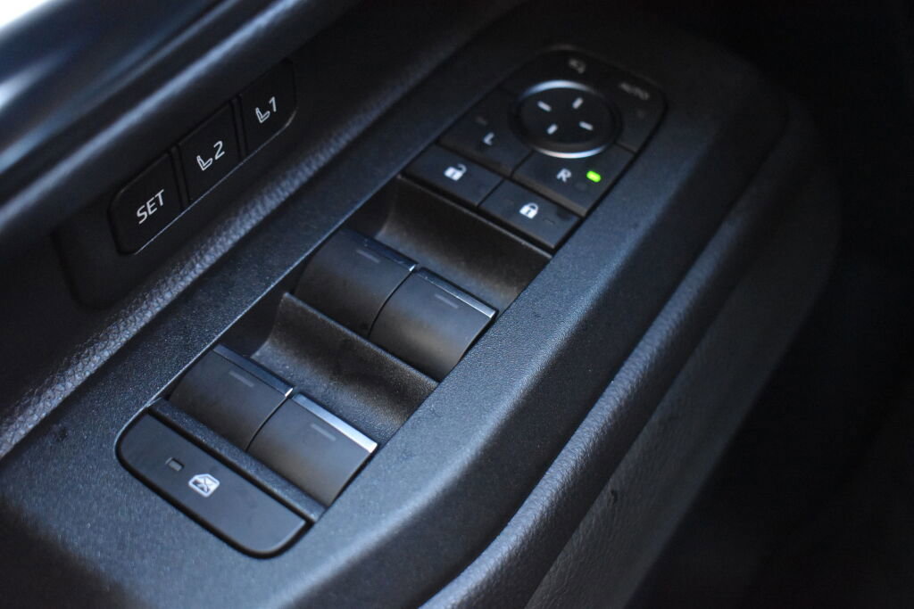 Certified 2025 Toyota Land Cruiser w/ Premium Package image 15