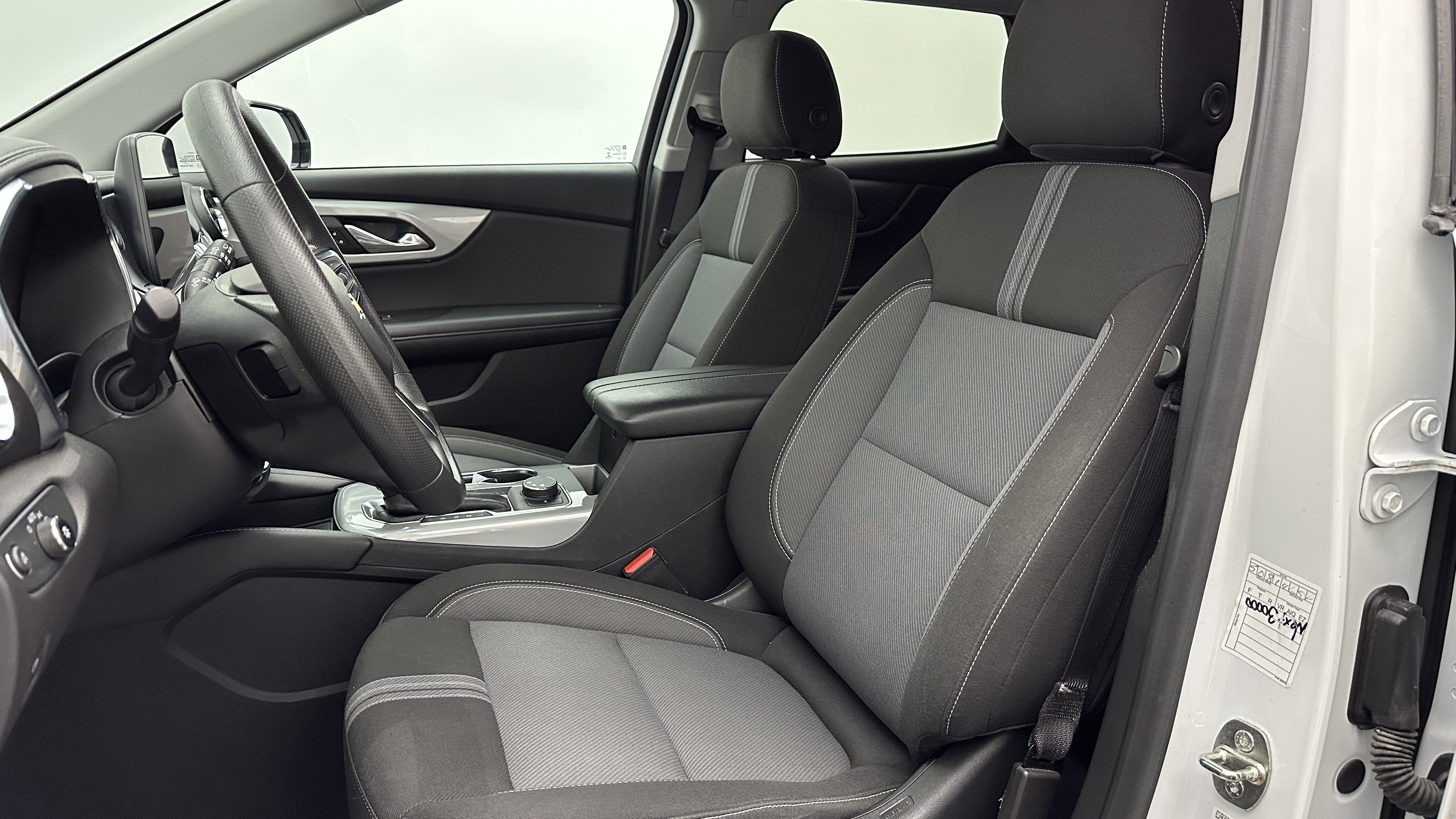 Used 2023 Chevrolet Blazer LT image 13