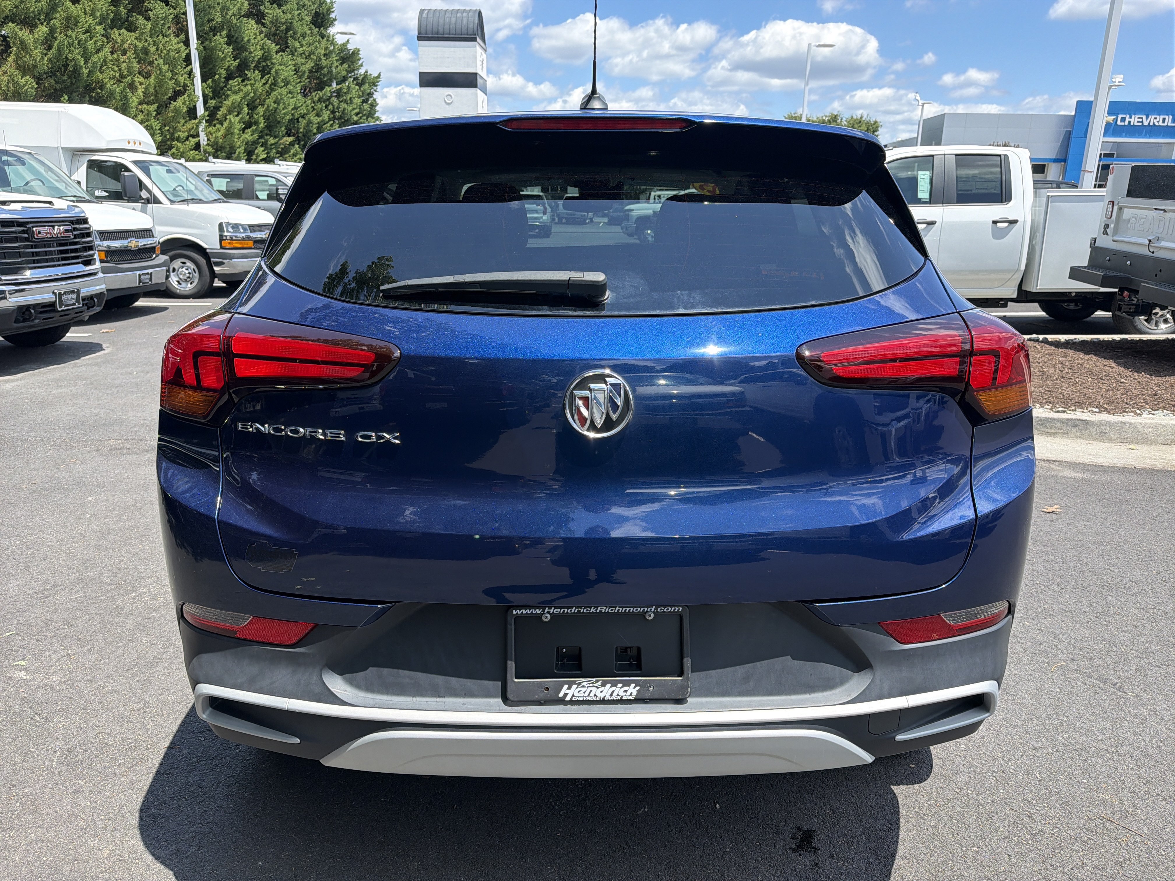 Used 2023 Buick Encore GX Preferred FWD image 9