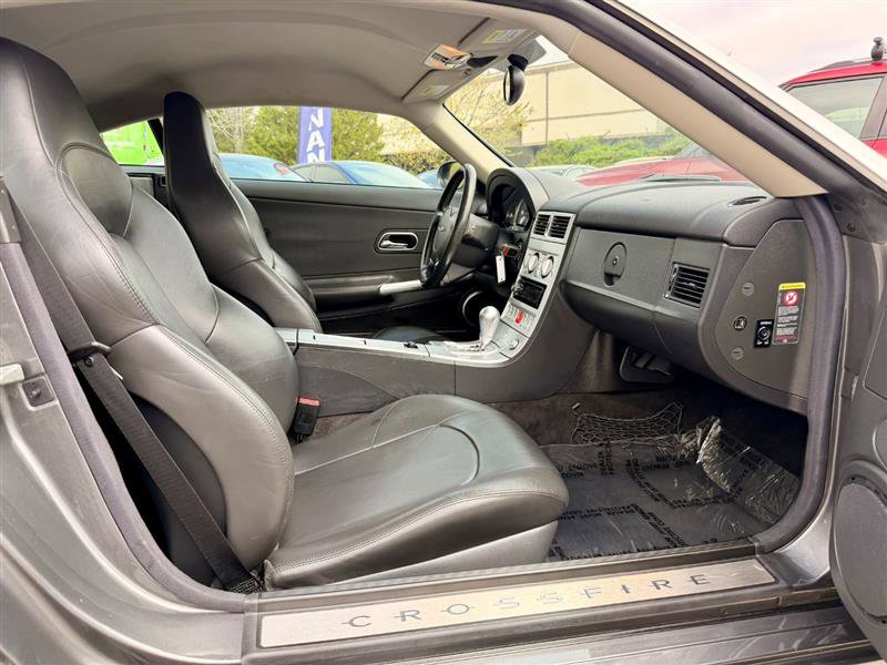 Used 2004 Chrysler Crossfire Coupe RWD image 19