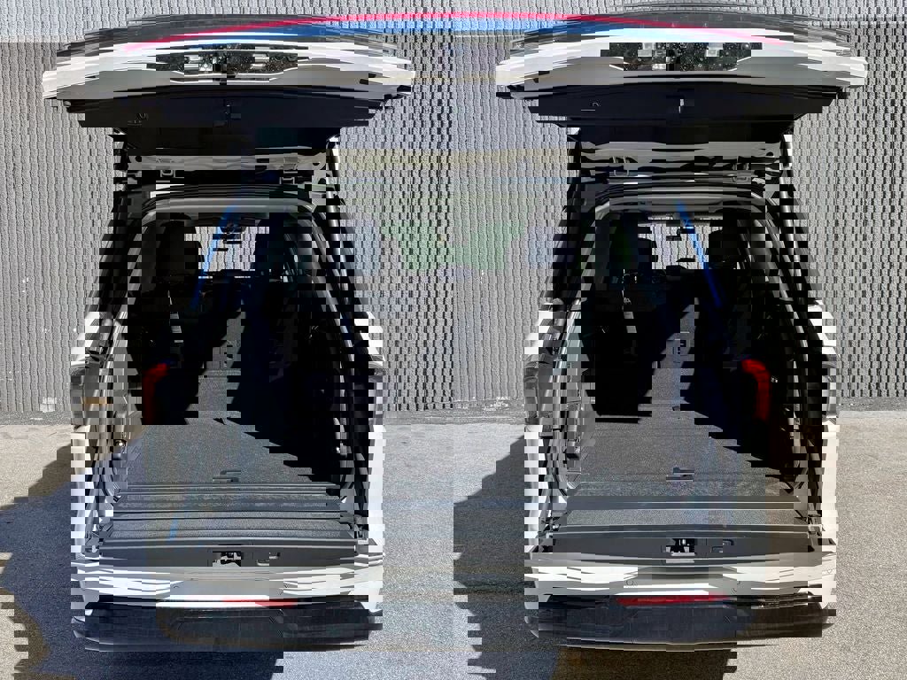 New 2025 Lincoln Navigator L Reserve image 17