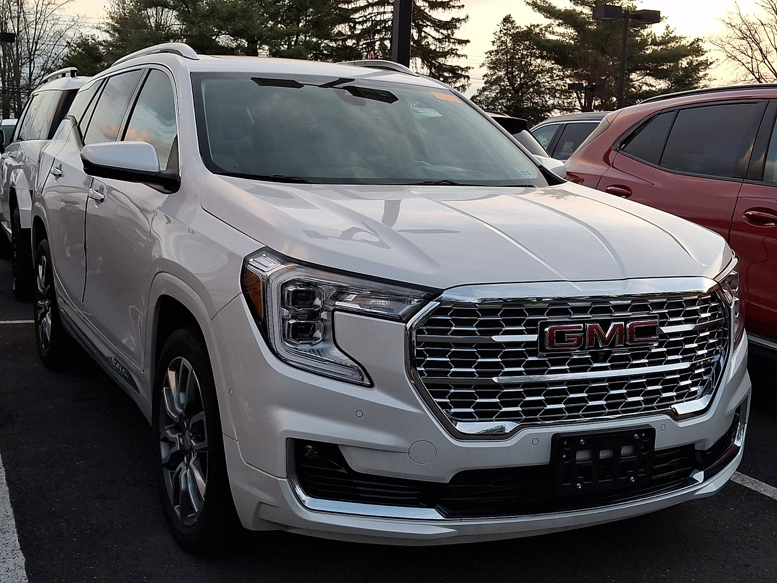 Certified 2022 GMC Terrain Denali w/ Denali Premium Package image 5
