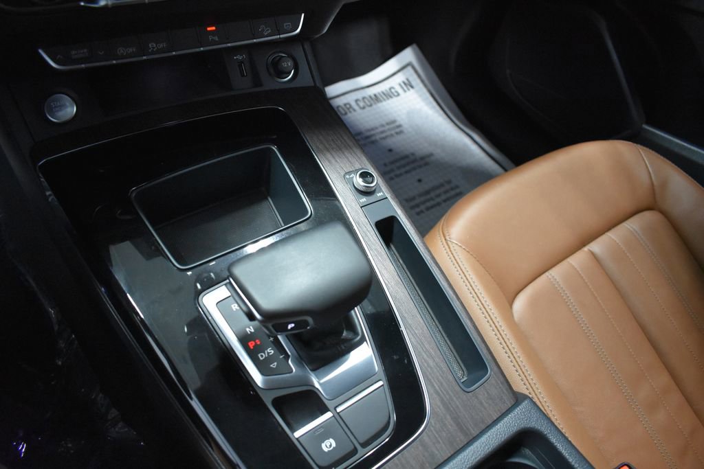 Used 2023 Audi Q5 2.0T Premium w/ Convenience Package AWD/4WD image 19