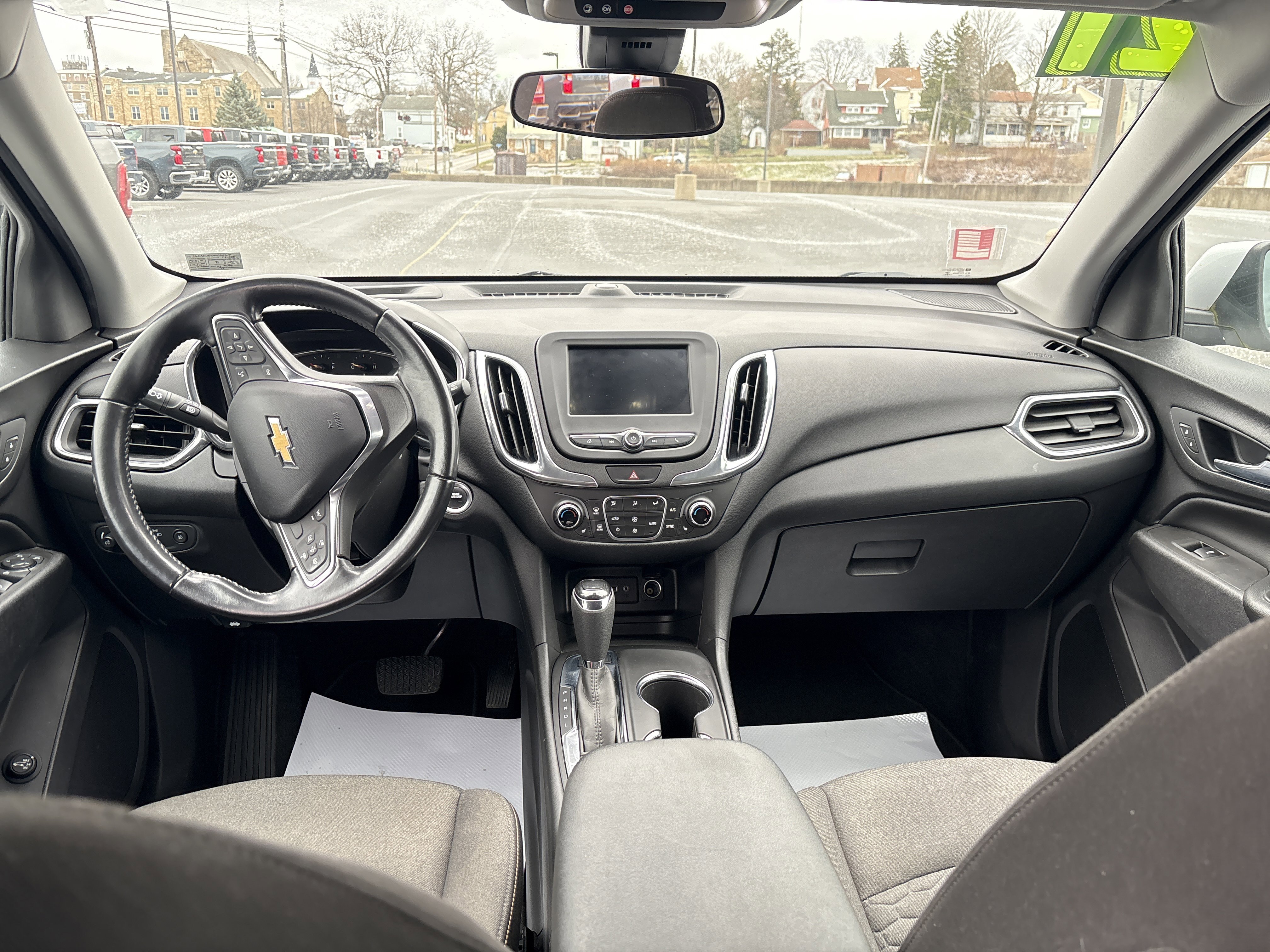 Used 2021 Chevrolet Equinox LT image 14